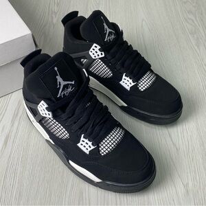 Jordan 4 Retro ‘White Thunder’-Men’s Stylish Daily Wear Shoes Sneakers